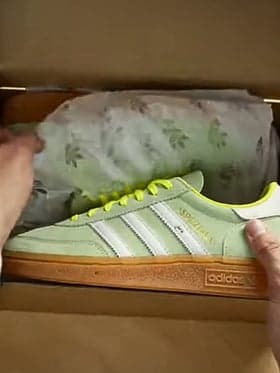 Example product packaging and UGC-style unboxing setup for the AI unboxing video workflow